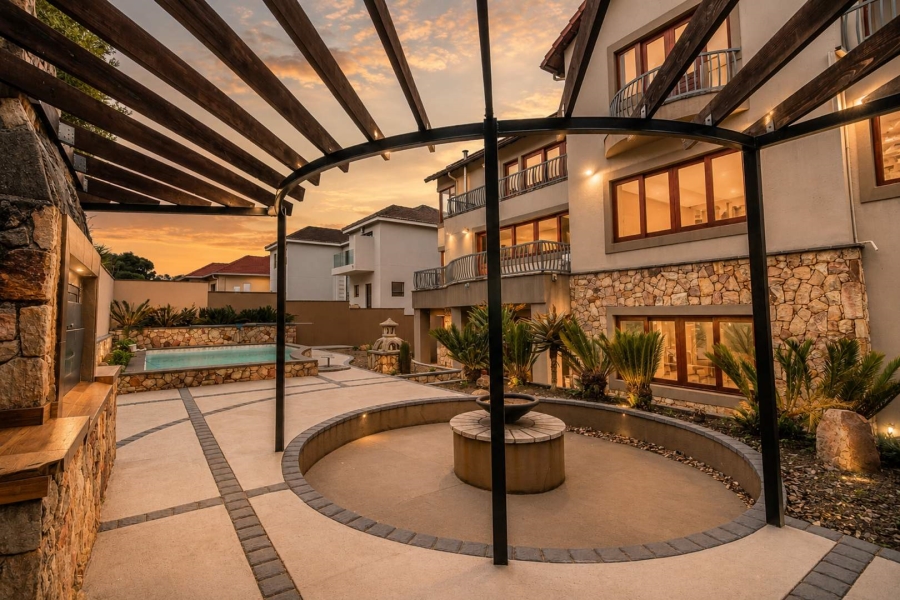 5 Bedroom Property for Sale in Xanadu Eco Park North West